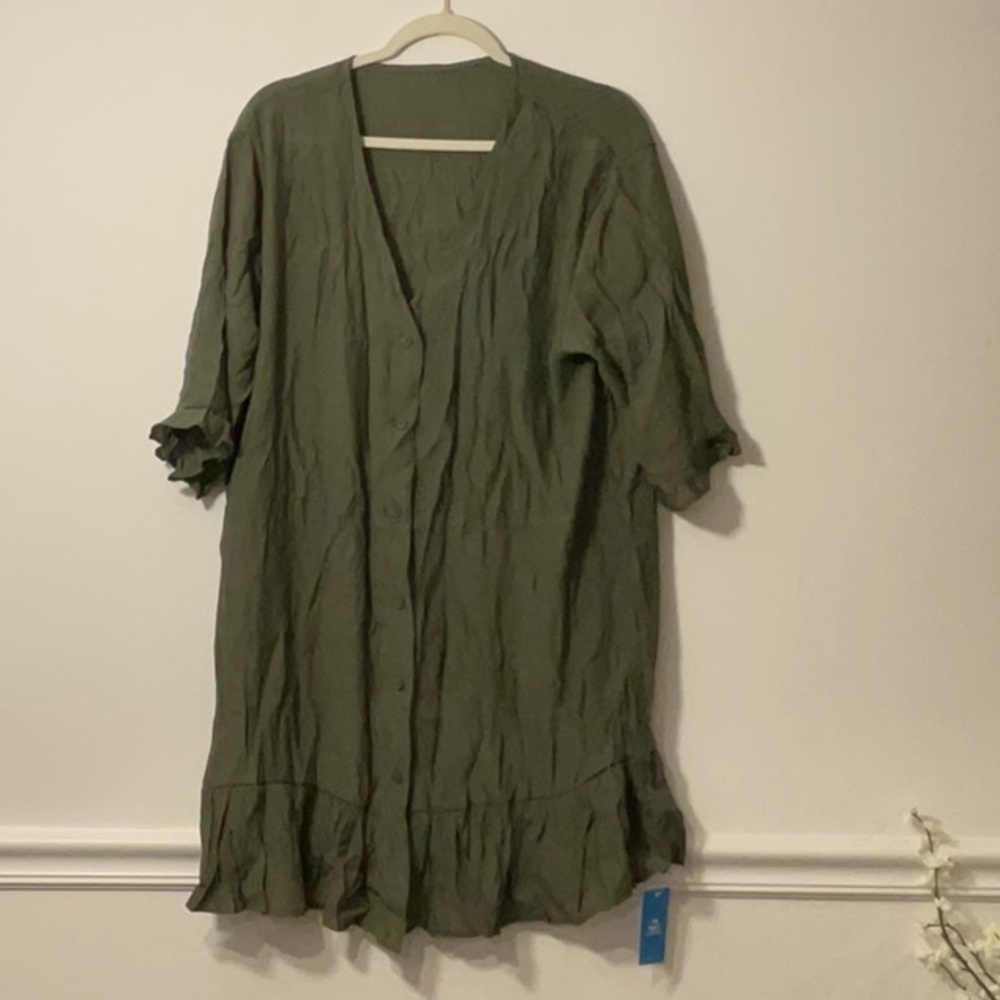 Cupshe Green Ruffled Ruched V-Neck Dress - Picture 1 of 1